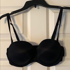Women’s Pink brand bra size 36C